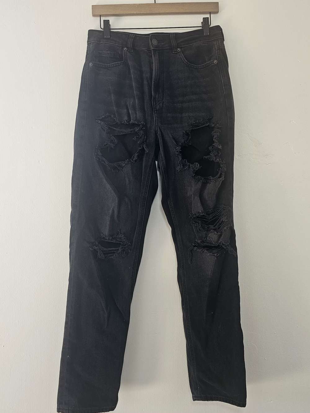 American Eagle Outfitters Black Distressed Straight Jeans